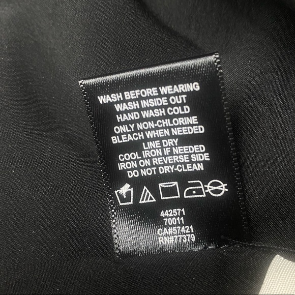 NWT Gold Metallic Ann Taylor Pleated Long Skirt Size 6 - Picture 9 of 9